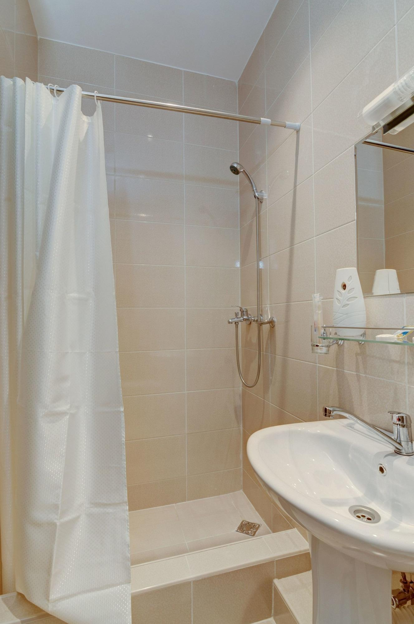 Liva Hotel ティビリシ エクステリア 写真