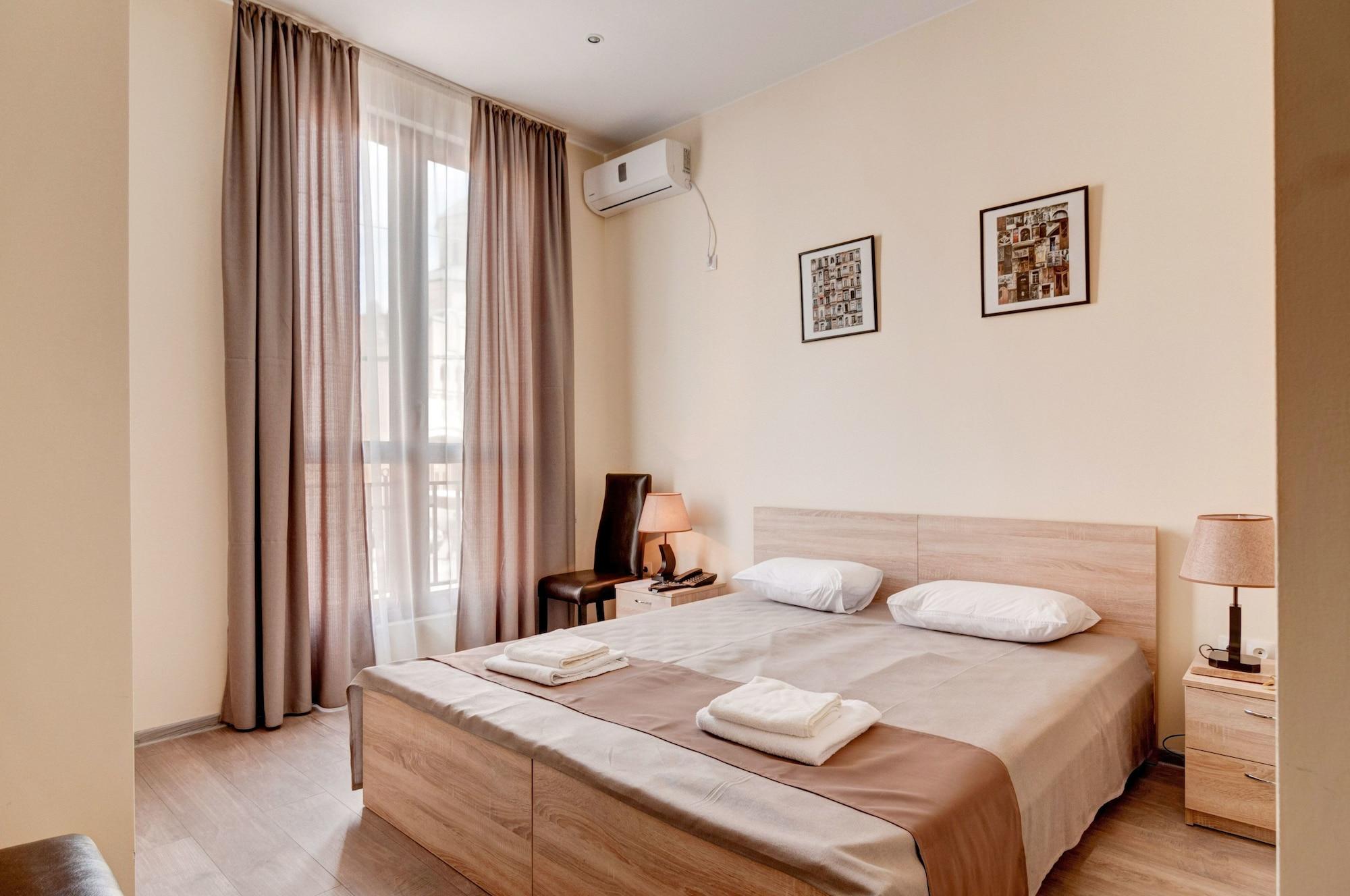 Liva Hotel ティビリシ エクステリア 写真