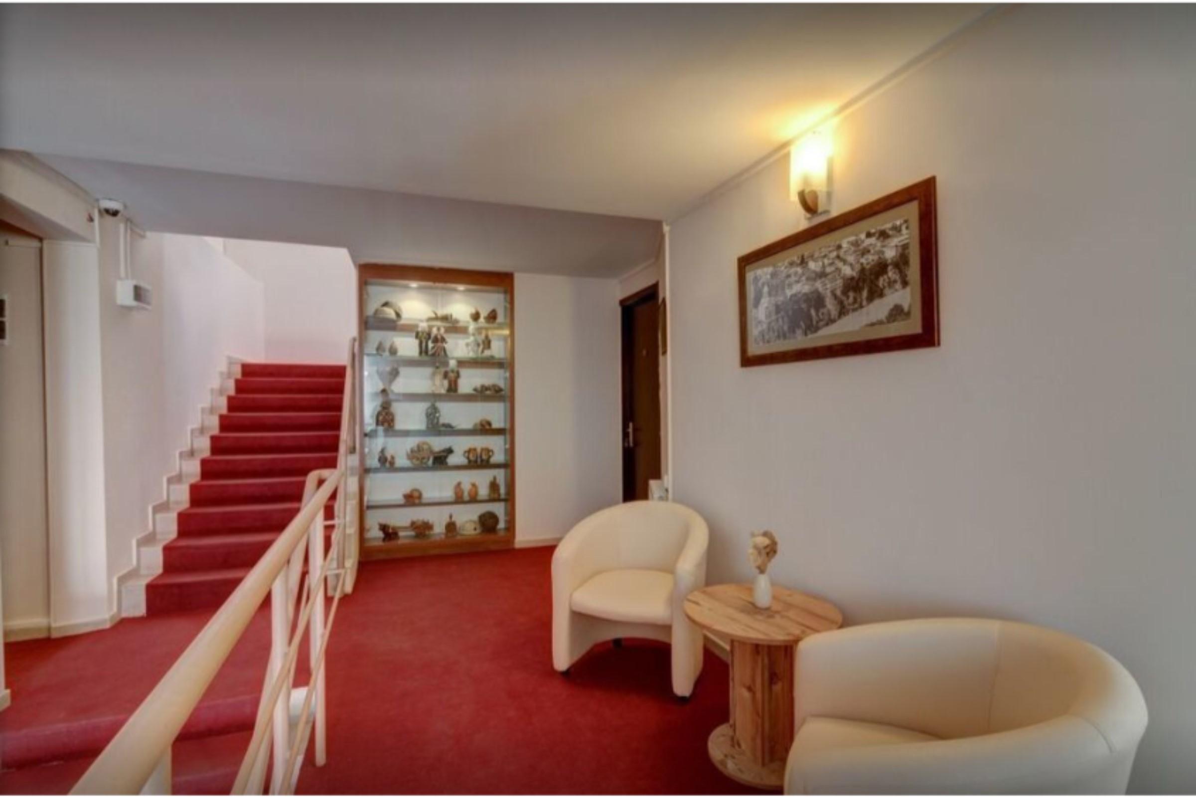 Liva Hotel ティビリシ エクステリア 写真