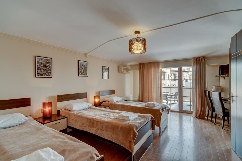 Liva Hotel ティビリシ 部屋 写真